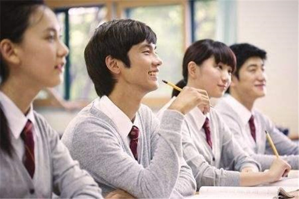 自贡出国留学英语培训学校